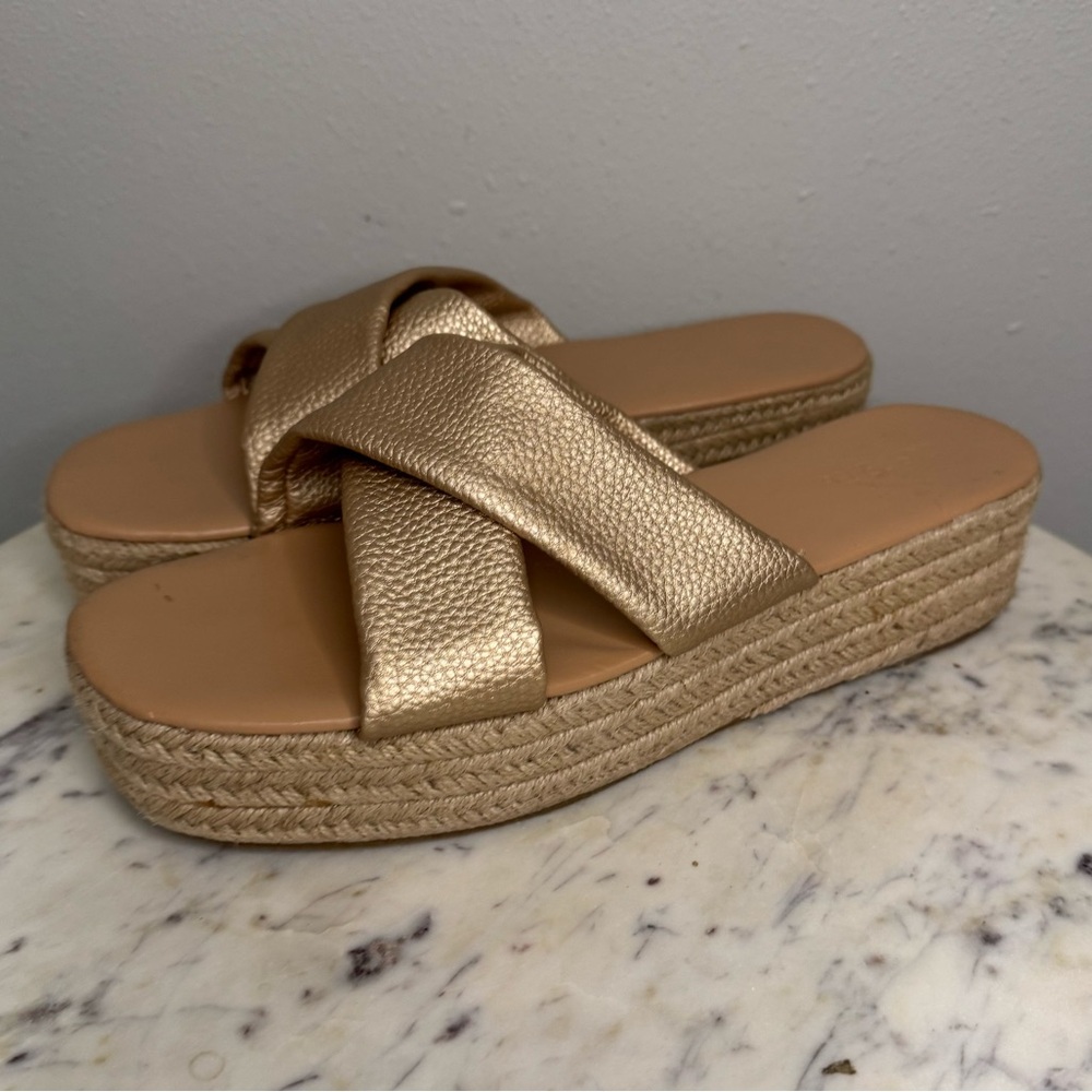 Just Fab Sandals Size 11 gold Vegan Leather
Shoes Platform rope